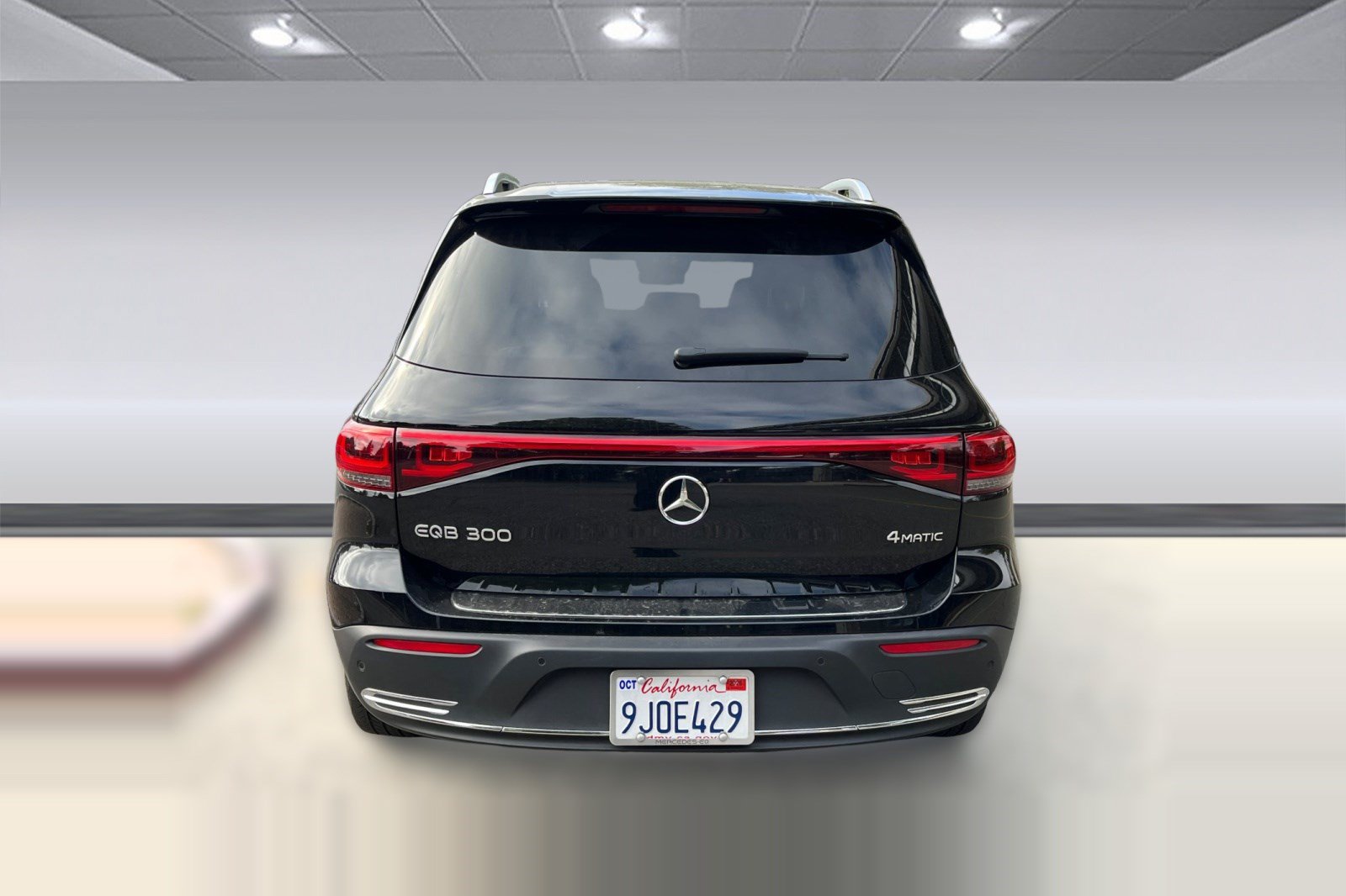 Certified 2023 Mercedes-Benz EQB 300 4MATIC image 5