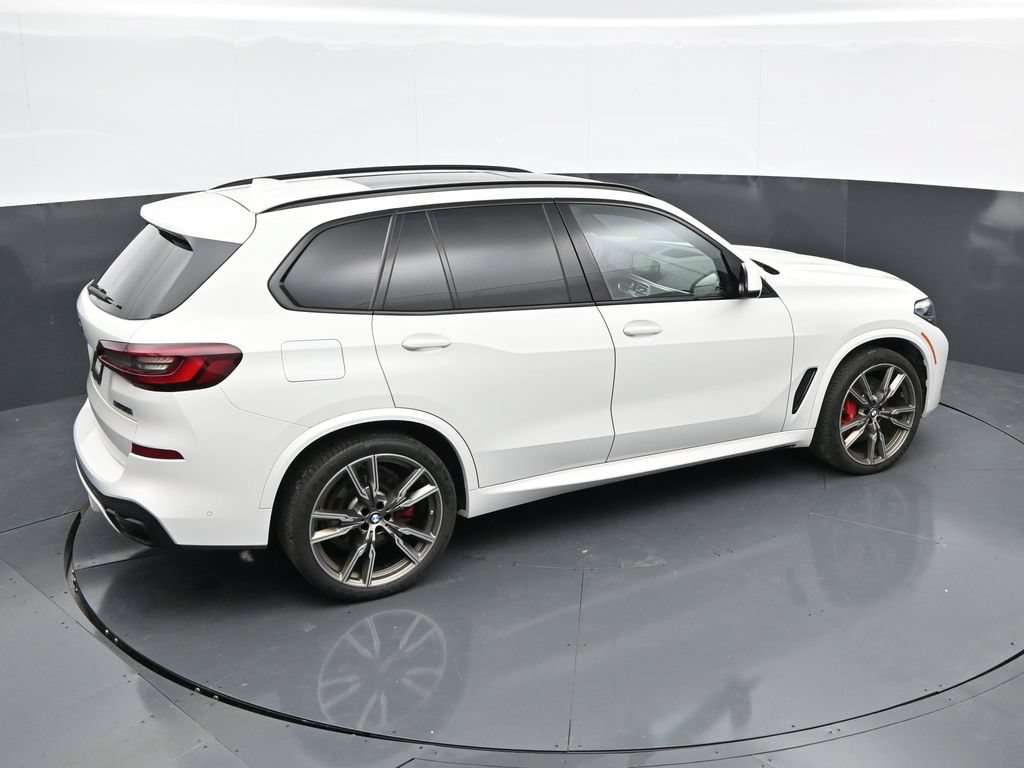 Used 2021 BMW X5 M50i AWD/4WD image 33