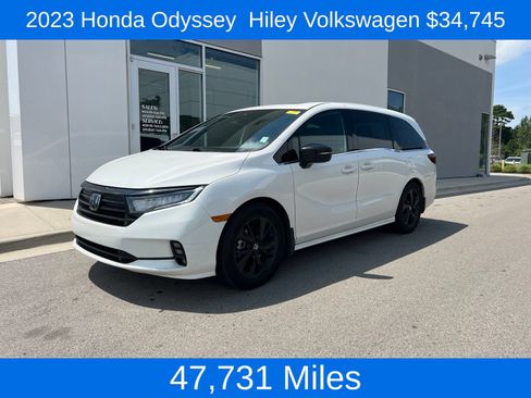Used 2023 Honda Odyssey Sport image 1