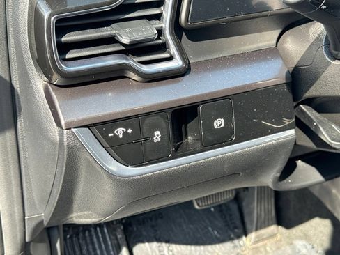 Used 2023 Kia Sportage EX FWD image 39