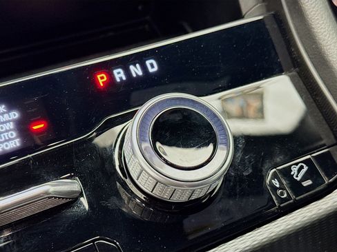 Used 2024 Jeep Grand Cherokee Limited 4xe image 12