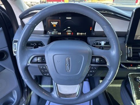 Used 2018 Lincoln Navigator Black Label w/ Cargo Package image 18