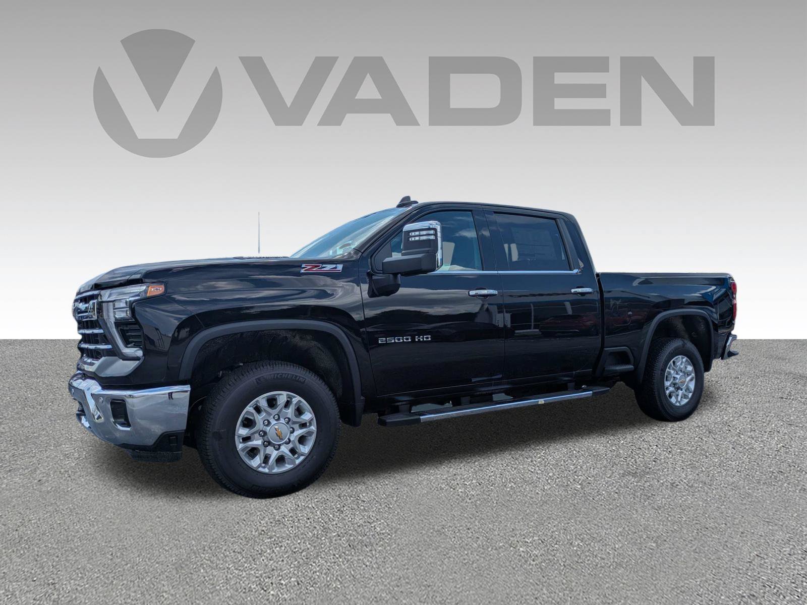 New 2026 Chevrolet Silverado 2500 LTZ w/ LTZ Convenience Package AWD/4WD image 2