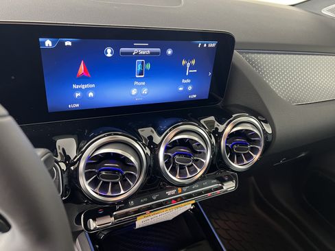 New 2026 Mercedes-Benz GLA 250 4MATIC image 29