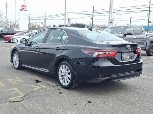 Used 2024 Toyota Camry LE image 4