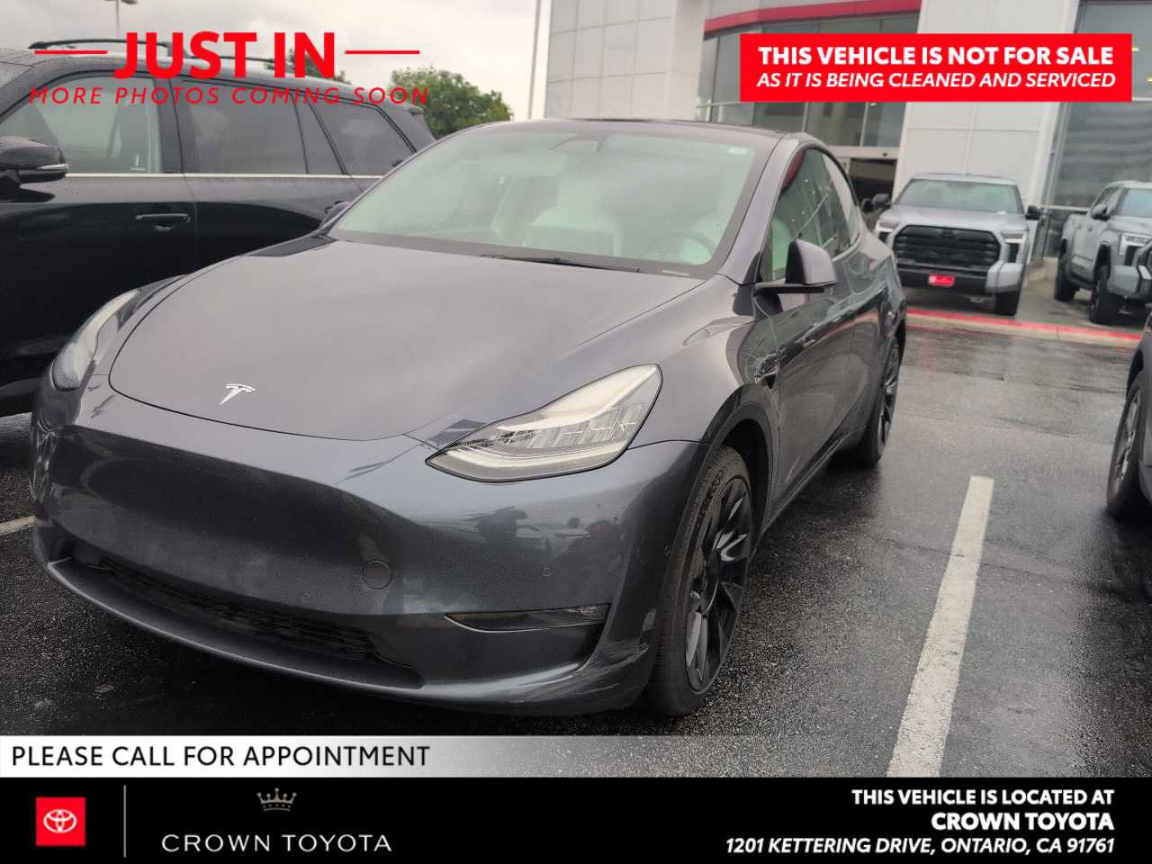 Used 2022 Tesla Model Y Long Range AWD/4WD image 1