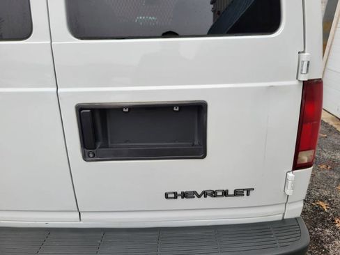 Used 2005 Chevrolet Astro image 20