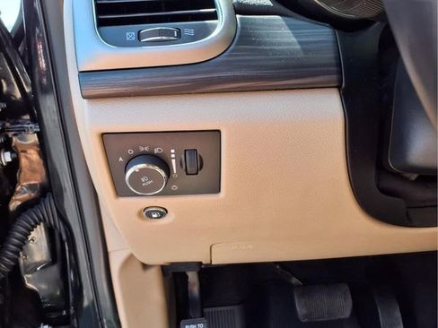 Used 2022 Jeep Grand Cherokee Laredo E AWD/4WD image 24