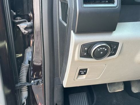 Used 2018 Ford F150 XL w/ Equipment Group 101A Mid RWD image 14