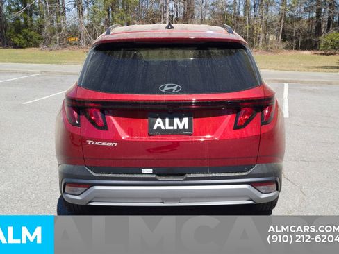 Used 2025 Hyundai Tucson SEL FWD image 7