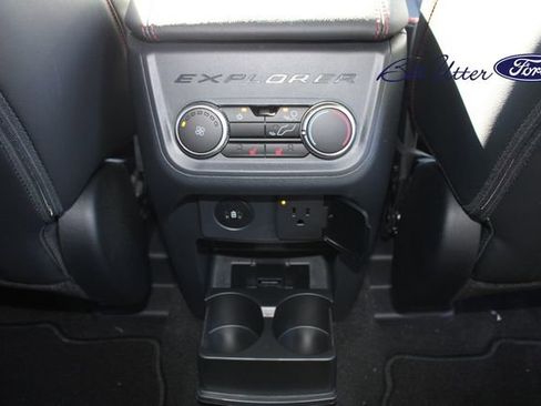 Used 2025 Ford Explorer ST-Line w/ Premium Package image 15