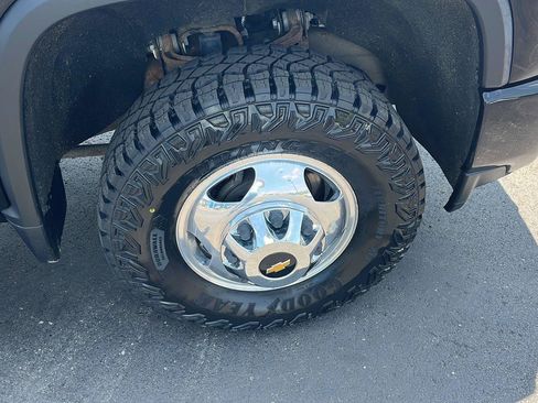 Used 2022 Chevrolet Silverado 3500 High Country AWD/4WD image 31