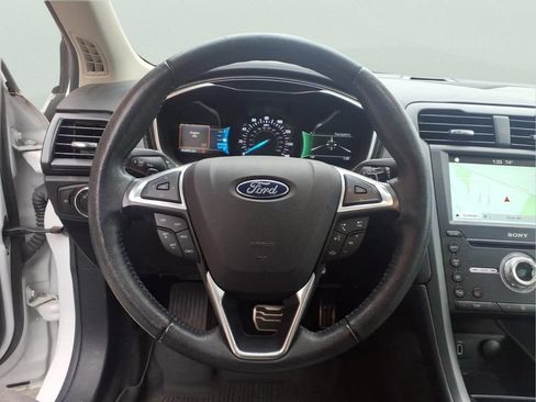 Used 2017 Ford Fusion Titanium FWD image 30