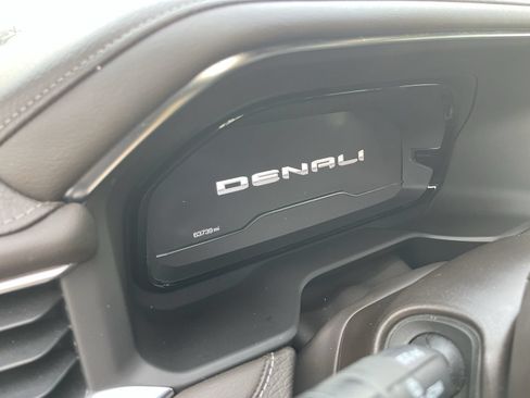 Certified 2022 GMC Yukon Denali AWD/4WD image 11
