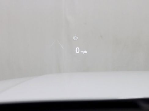 Used 2023 Land Rover Discovery Metropolitan Edition image 17