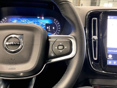 Certified 2023 Volvo XC40 B5 Plus w/ Climate Package AWD/4WD image 12