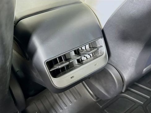 Used 2021 Tesla Model 3 Long Range image 29