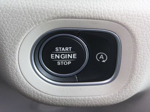 Used 2021 Mercedes-Benz GLE 350 4MATIC image 36
