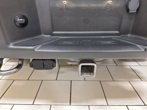 Used 2014 Ford F150 Raptor w/ Equipment Group 801A Luxury image 20