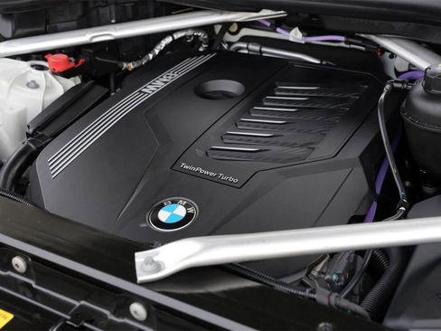 Used 2022 BMW X5 xDrive40i w/ Premium Package image 27