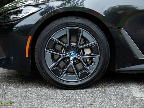 Used 2023 BMW i4 eDrive40 w/ Premium Package RWD image 12