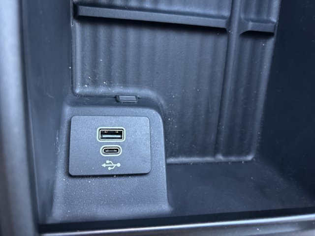 Used 2026 Ford Expedition Active AWD/4WD image 39