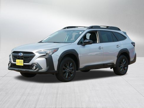 Used 2024 Subaru Outback Onyx Edition AWD/4WD image 3