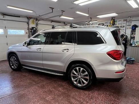 Used 2016 Mercedes-Benz GL 450 4MATIC image 2