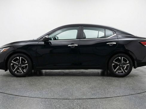 Used 2025 Nissan Sentra SV image 5