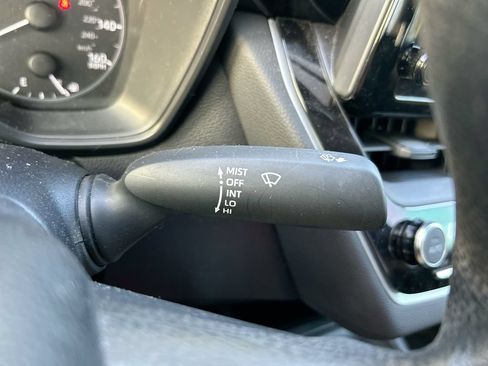 Used 2023 Toyota Corolla LE FWD image 18