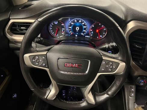 Certified 2019 GMC Acadia Denali w/ Technology Package AWD/4WD image 20