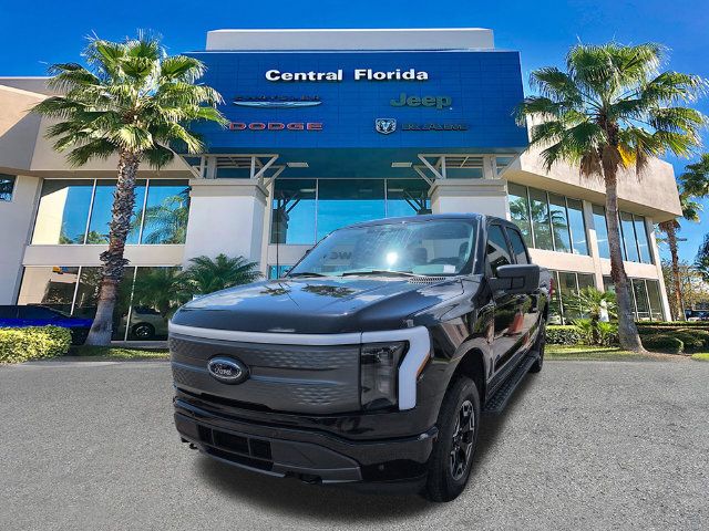 Used 2023 Ford F150 Lightning XLT AWD/4WD image 8