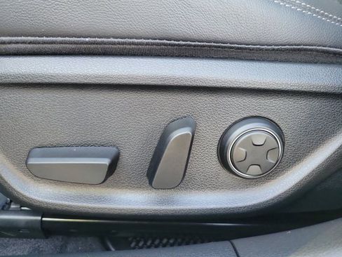 Used 2026 Genesis G70 2.5T Prestige image 19