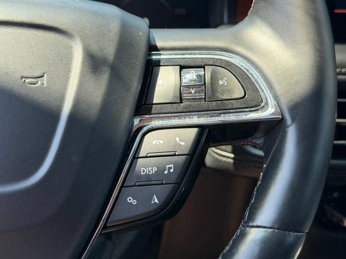 Used 2021 Lincoln Nautilus Reserve AWD/4WD image 35