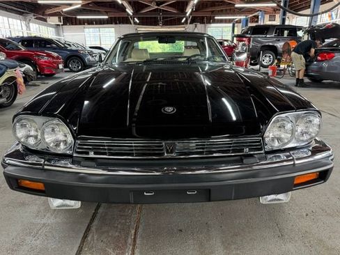 Used 1988 Jaguar XJS V12 Convertible RWD image 5