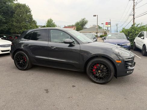 Used 2017 Porsche Macan GTS AWD/4WD image 11
