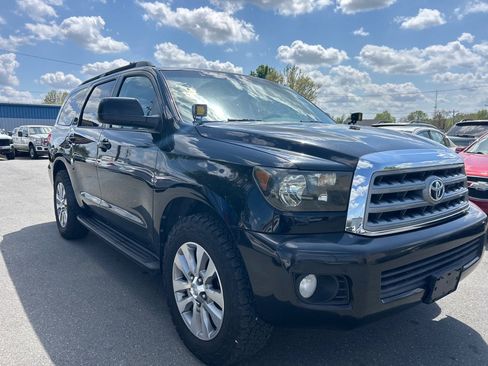 Used 2013 Toyota Sequoia Limited image 3