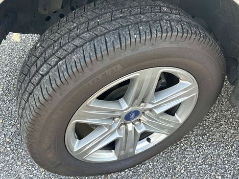 Certified 2021 Ford F150 Lariat w/ Tow Technology Package image 9