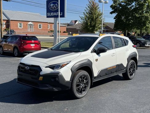 Used 2025 Subaru Crosstrek 2.5i Wilderness w/ Wilderness Package AWD/4WD image 5