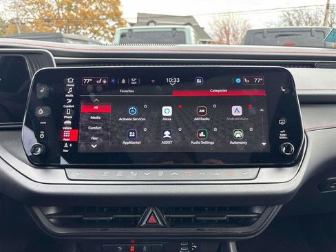 Used 2025 Dodge Charger R/T w/ Sun & Sound Package image 18