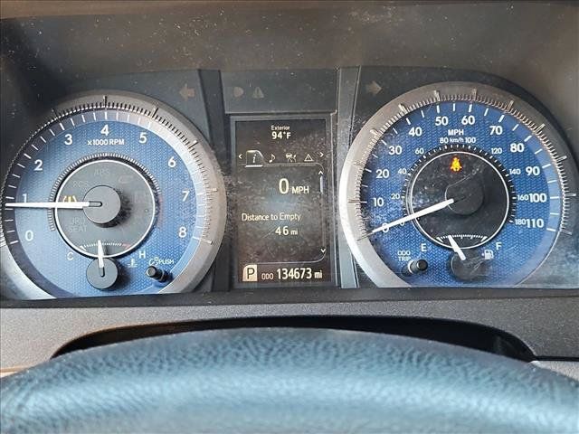 Used 2019 Toyota Sienna LE w/ Carpet Mat Package FWD image 14