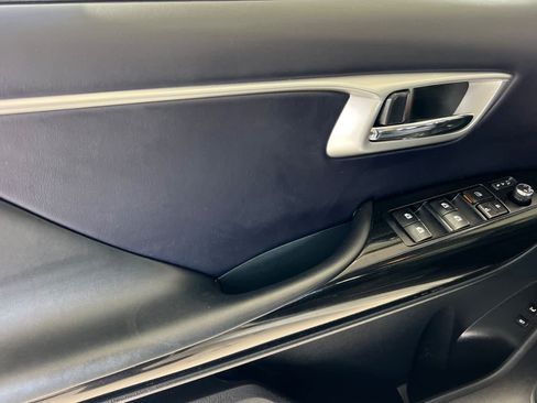 Used 2020 Toyota Mirai FWD image 12