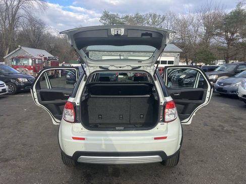Used 2009 Suzuki SX4 AWD Hatchback image 29