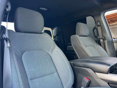Used 2020 RAM 1500 Big Horn RWD image 18