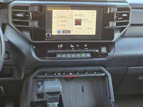 Used 2026 Toyota Tundra SR AWD/4WD image 31