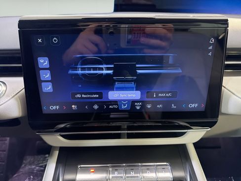 New 2026 Lincoln Nautilus Premier AWD/4WD image 20