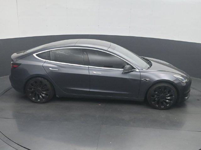 Used 2018 Tesla Model 3 Long Range RWD image 24