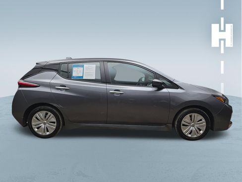 Used 2023 Nissan Leaf S FWD image 3
