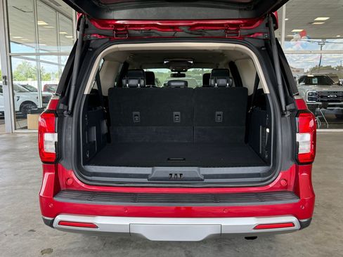 Used 2022 Ford Expedition Max XLT AWD/4WD image 30