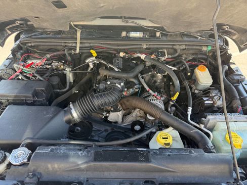 Used 2010 Jeep Wrangler Rubicon w/ PWR Convenience Group image 10